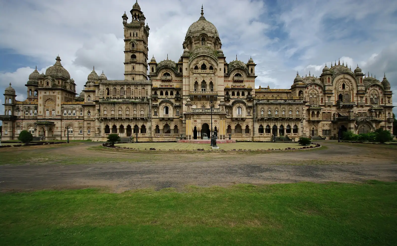 Laxmi Vilas Palace, Vadodara, across its grounds